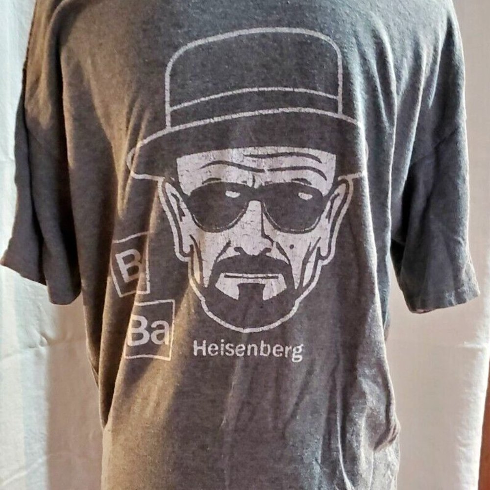 Gray Men's Size Large Heisenberg Tshirt